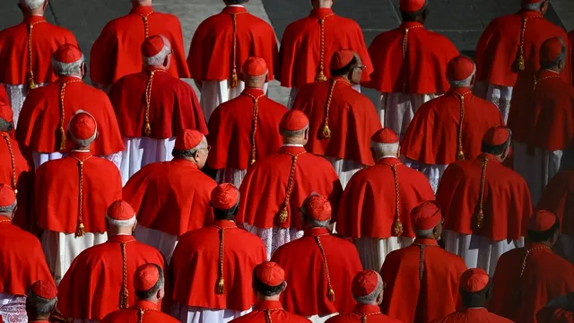 Conclav la Vatican: începe alegerea noului papă în condiții de izolare totală
