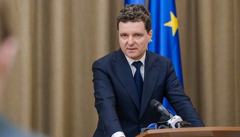 Nicuşor Dan și-a publicat declarația de avere: teren în Predeal, conturi bancare și împrumuturi din campanii electorale