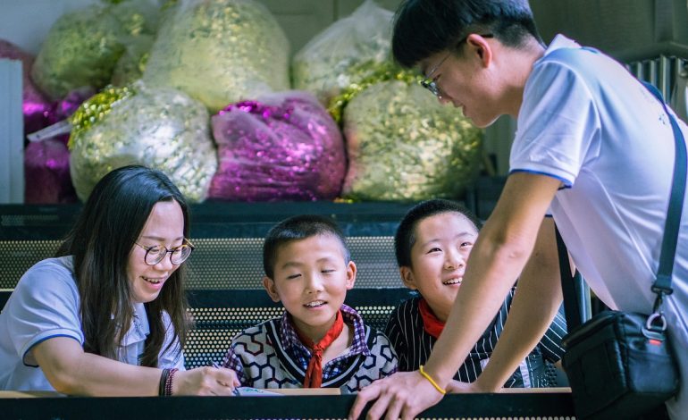 Cum să faci bani din meditații pentru copii