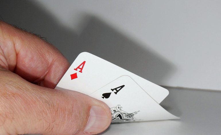 Kemps: semnale discrete și reguli pentru echipe